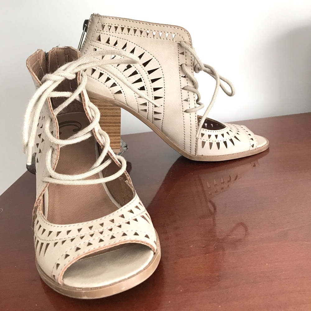 Tie Up Heels
